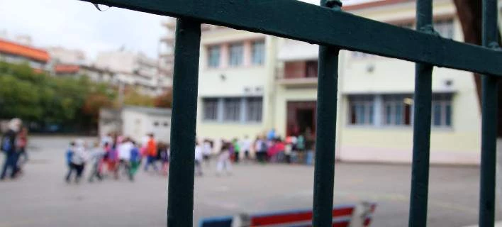 ΚΑΝΕΠ ΓΣΕΕ: Πάνω από 3 δισ. ευρώ το κόστος της εκπαίδευσης για τα ελληνικά νοικοκυριά